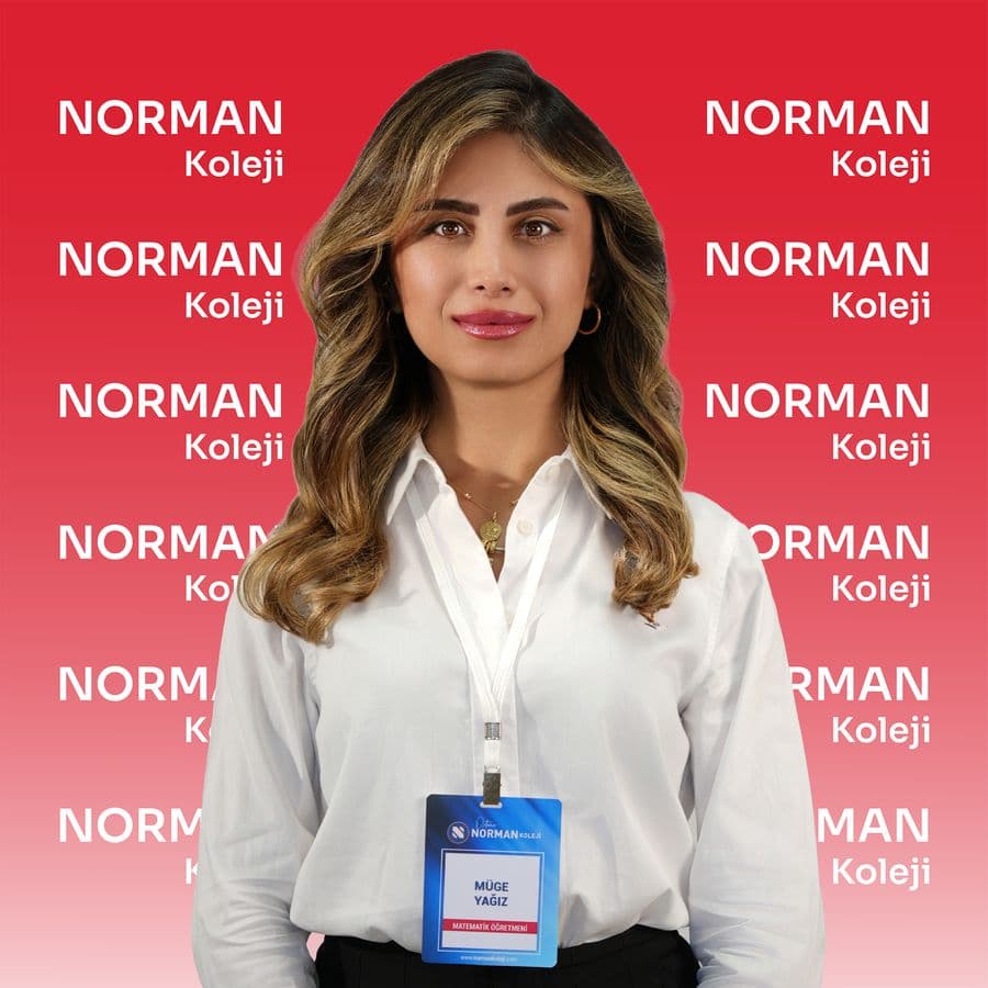 Müge Yağız, Matematik Öğretmeni